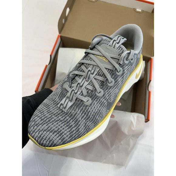 Nike Motiva Running Shoes Mens 10 Womens 11.5 Grey Cushioned Comfort‎ Athletic main image 5
